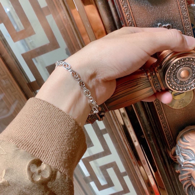 Gvc*1 bracelets